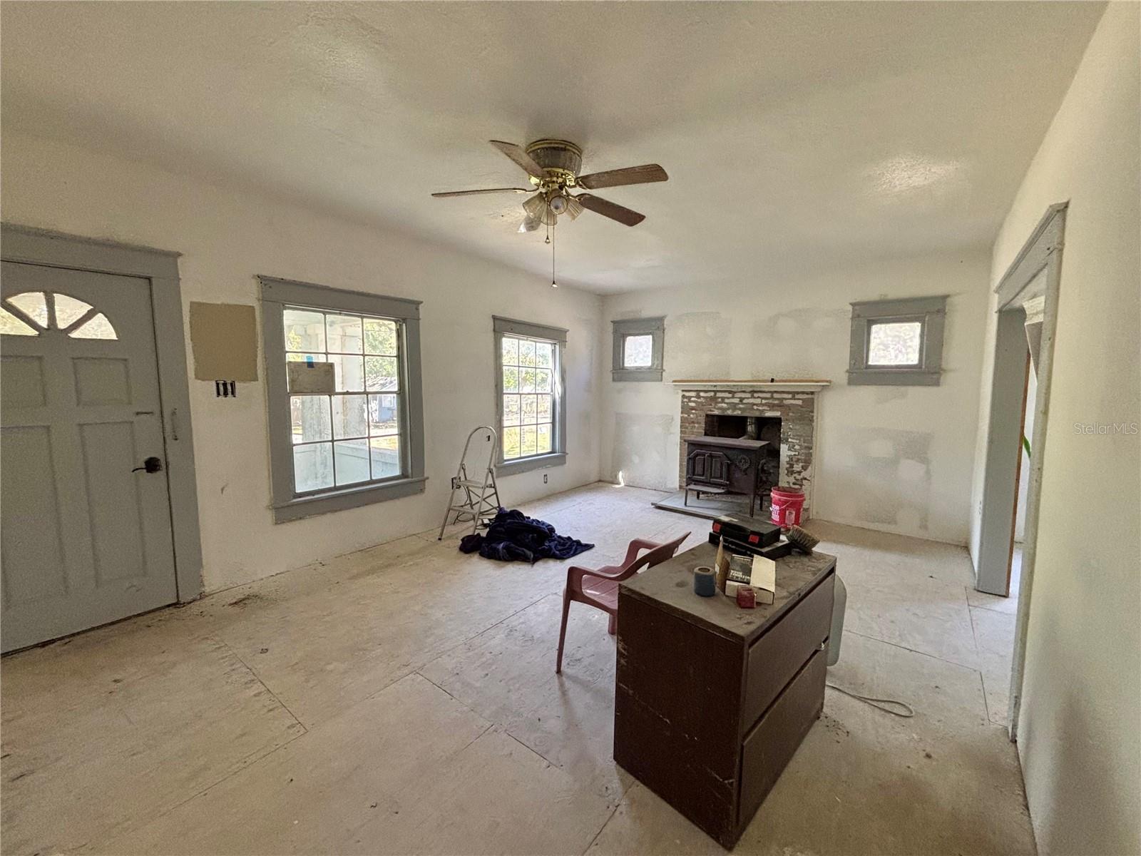 HOME TERRACE - Residential