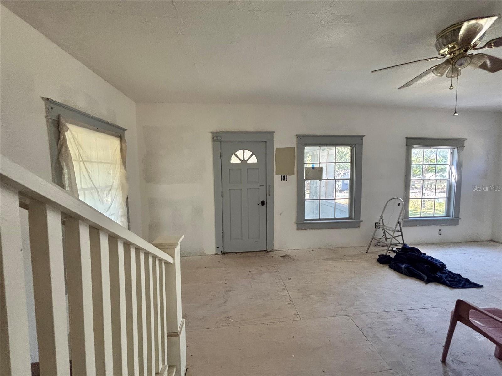 HOME TERRACE - Residential