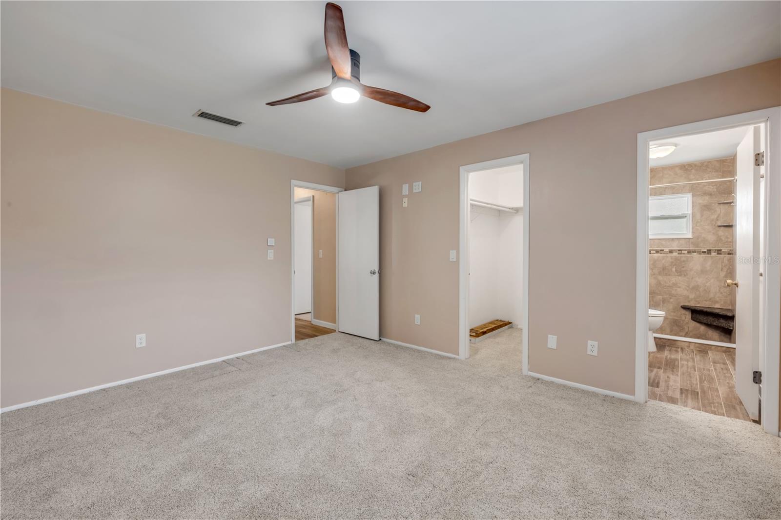 WILLOW RUN UNIT 03 - Residential