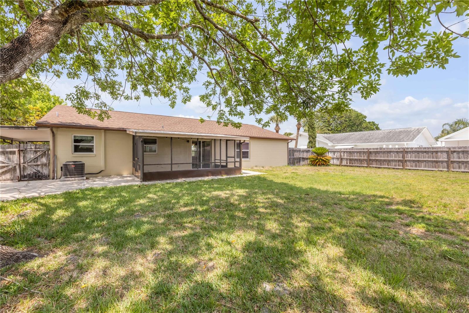 WILLOW RUN UNIT 03 - Residential