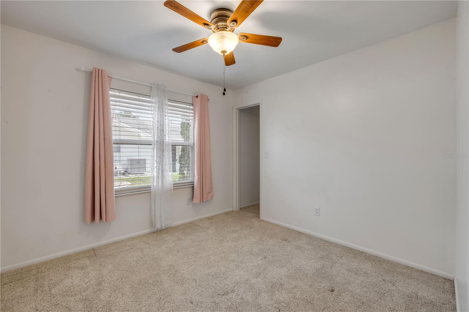 WILLOW RUN UNIT 03 - Residential