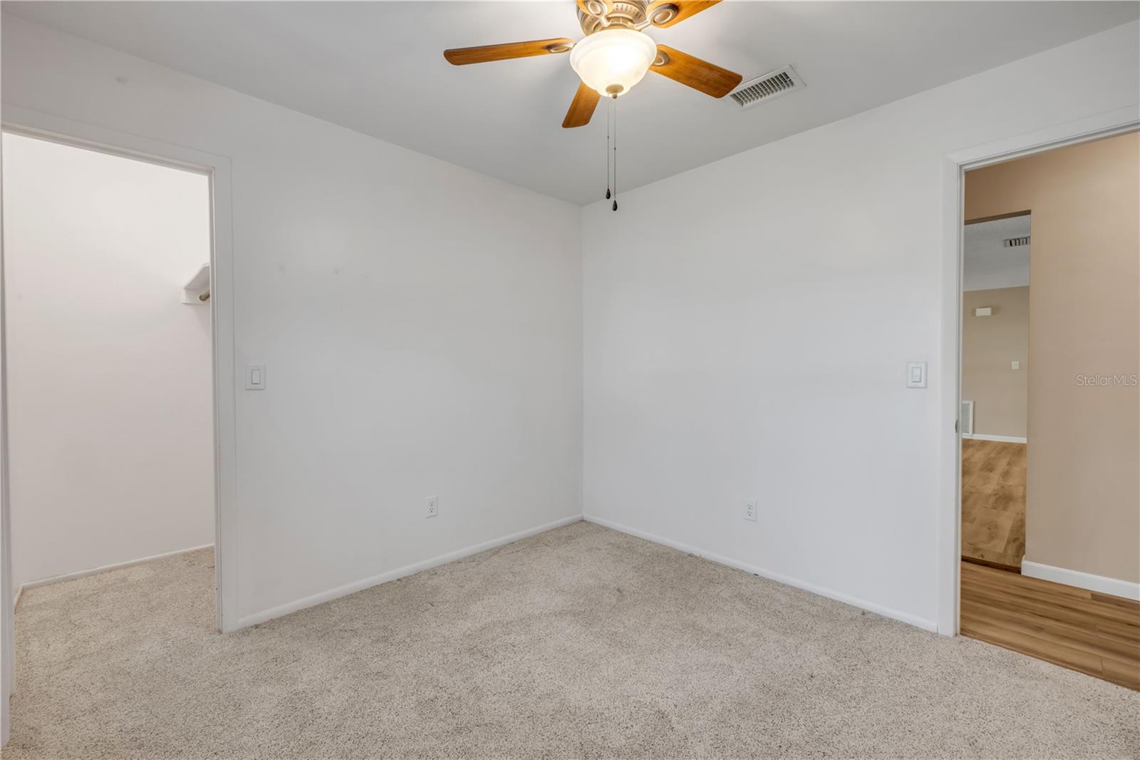 WILLOW RUN UNIT 03 - Residential