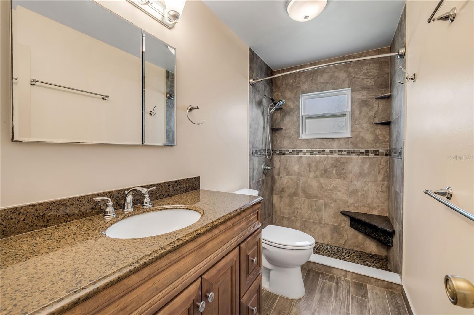 WILLOW RUN UNIT 03 - Residential
