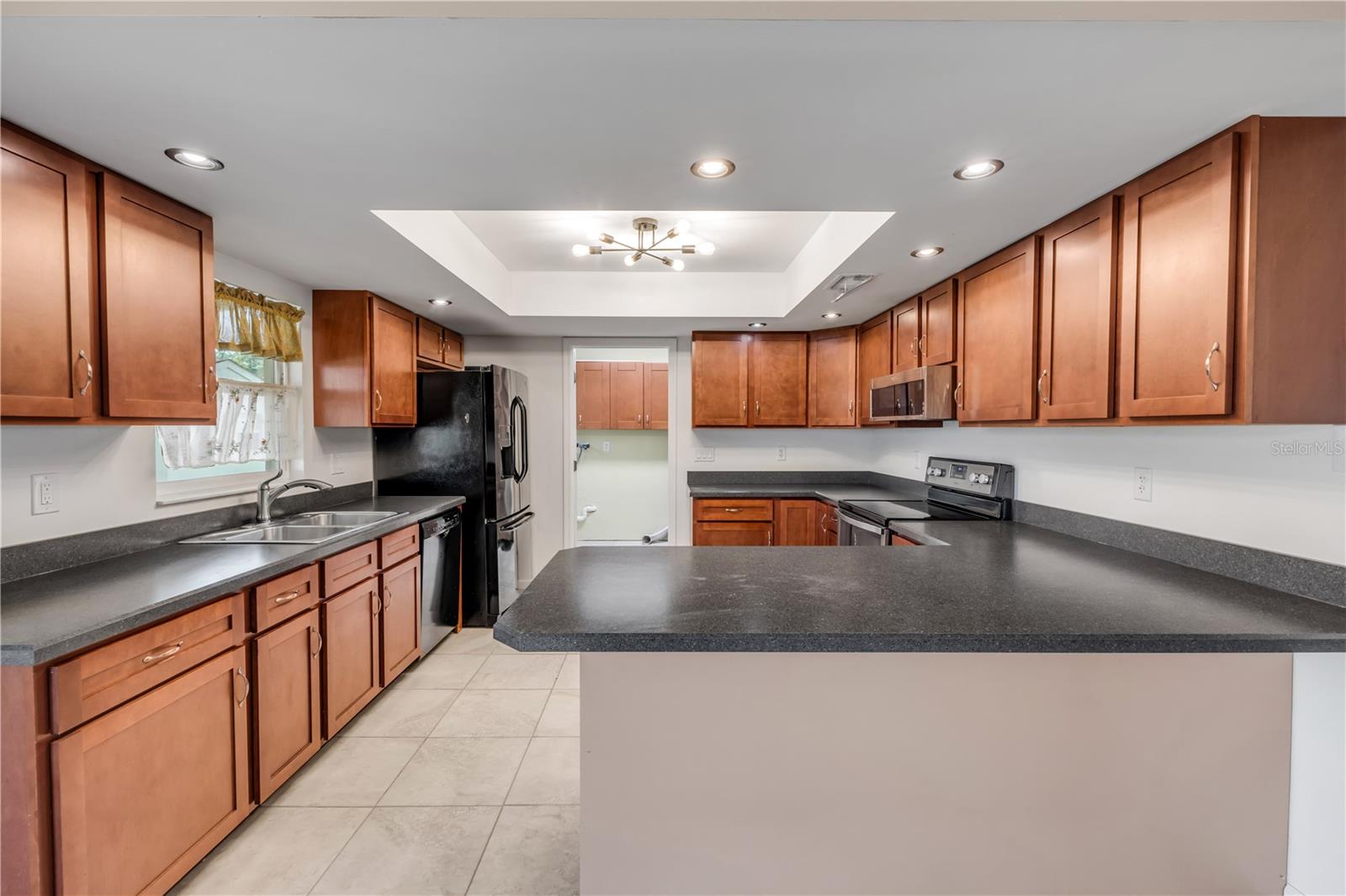 WILLOW RUN UNIT 03 - Residential