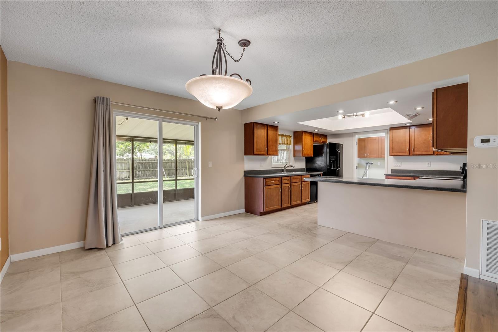 WILLOW RUN UNIT 03 - Residential