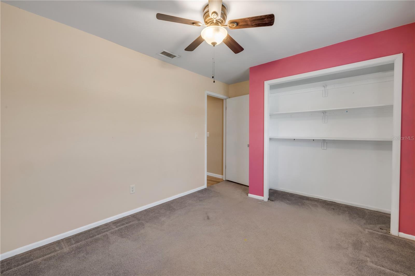 WILLOW RUN UNIT 03 - Residential