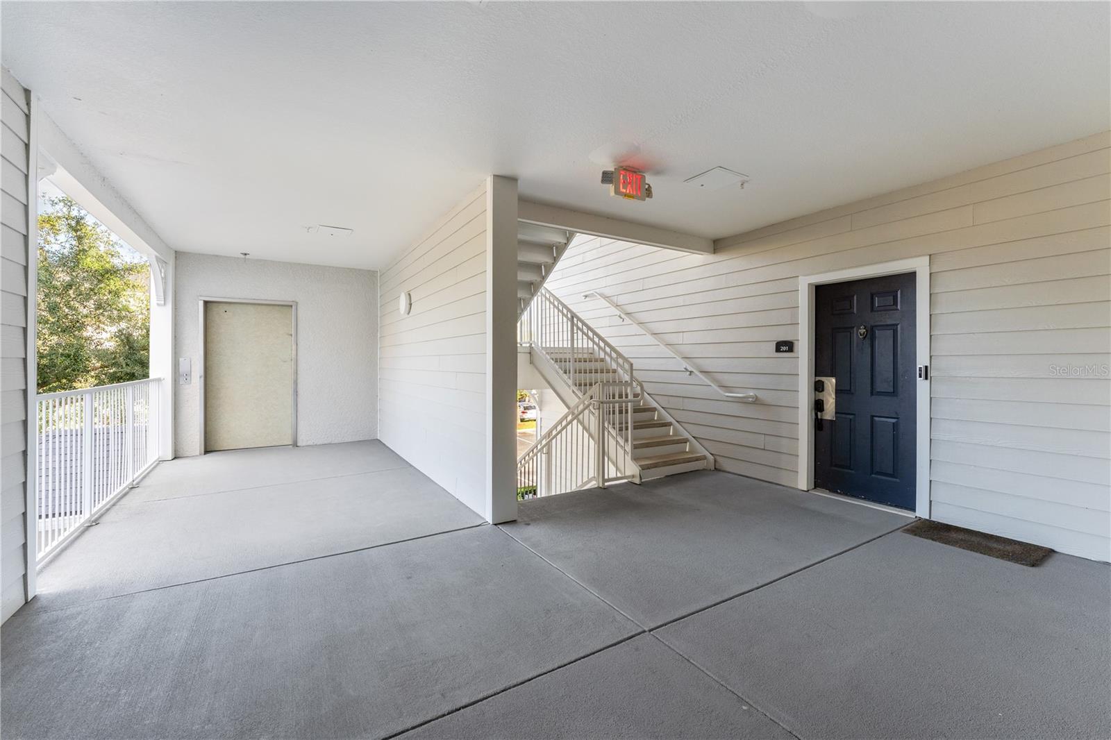 VILLAS AT SECRET LAKE CONDO - Residential