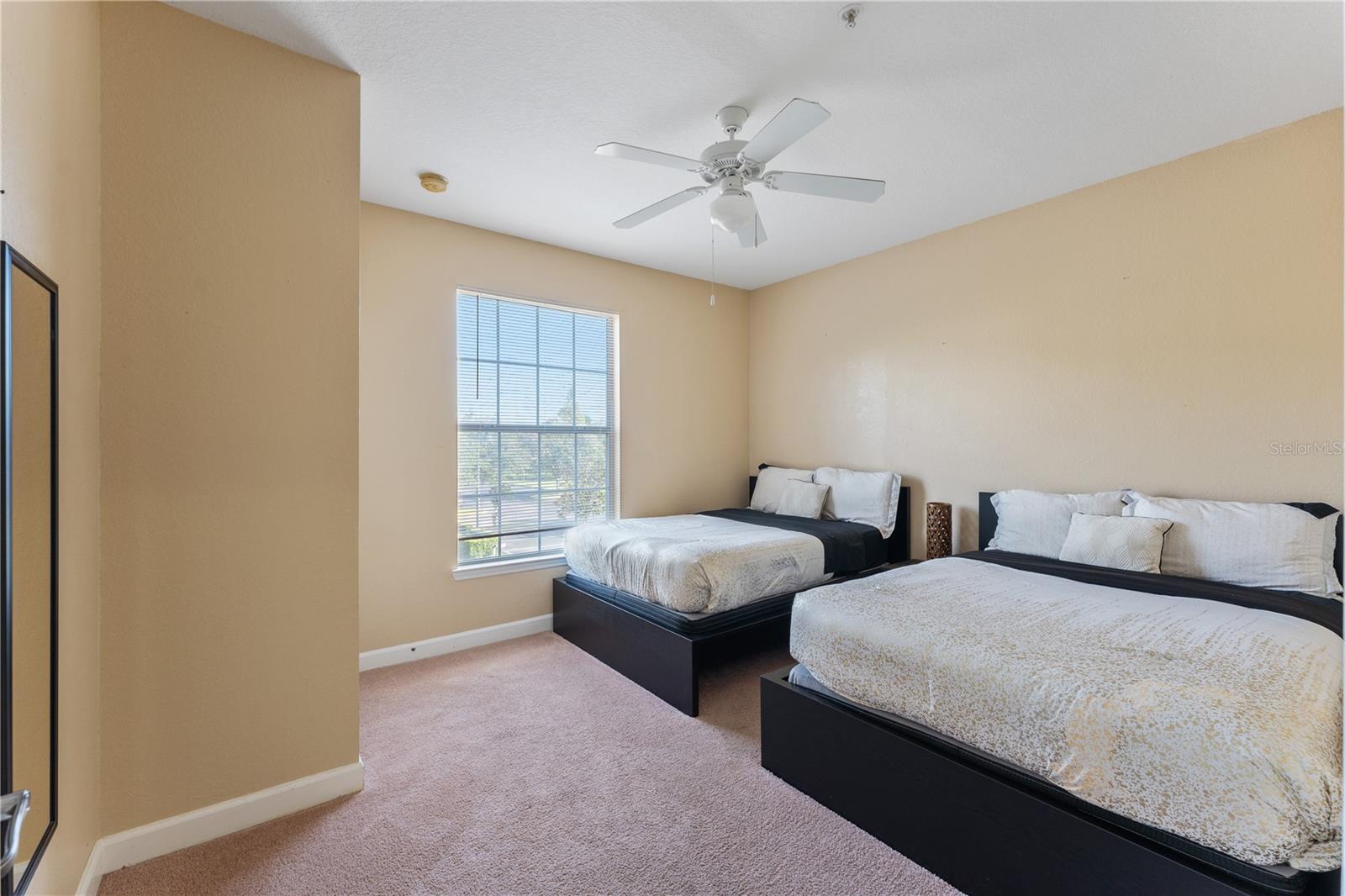 VILLAS AT SECRET LAKE CONDO - Residential