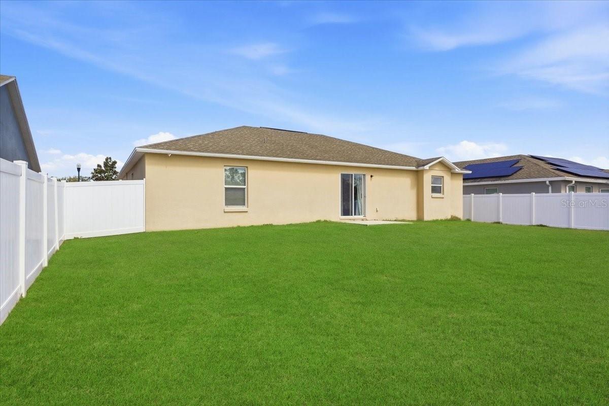 HOLLAND PARK PLACE - Residential