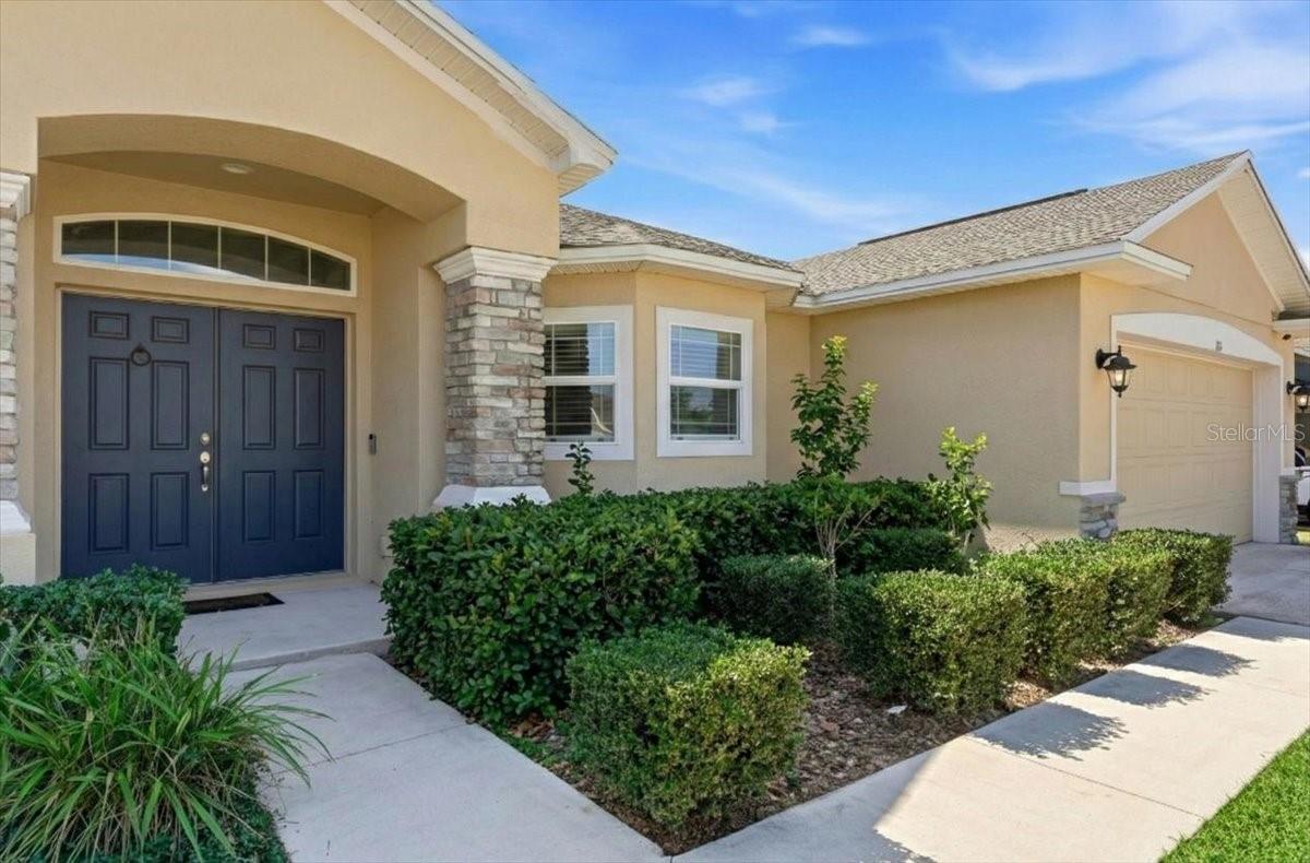 HOLLAND PARK PLACE - Residential