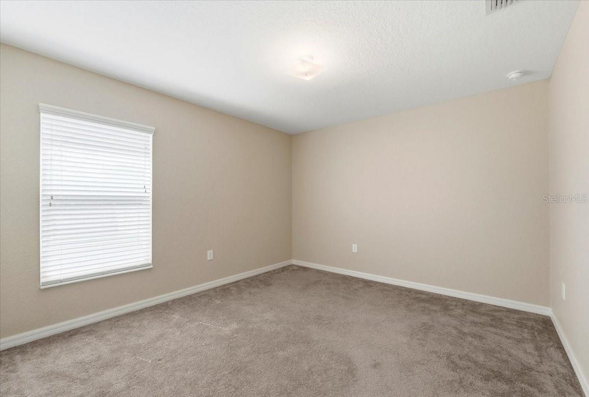 HOLLAND PARK PLACE - Residential