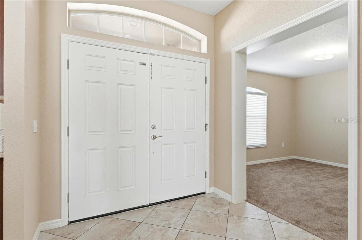 HOLLAND PARK PLACE - Residential