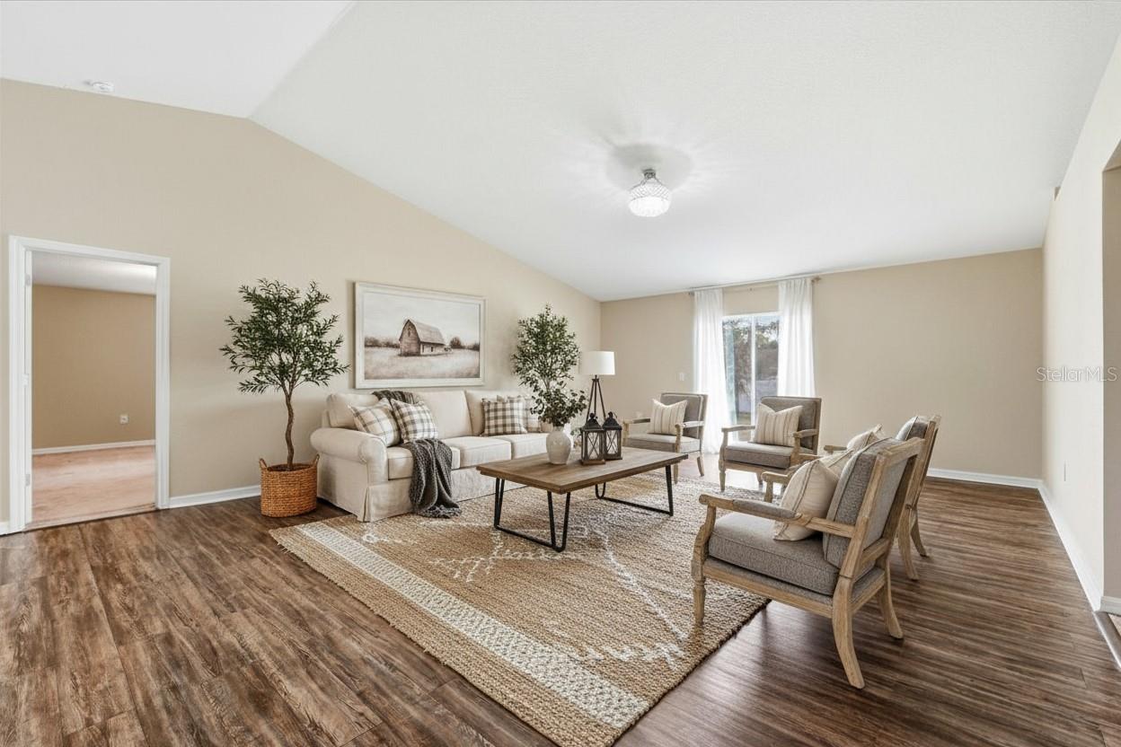 HOLLAND PARK PLACE - Residential