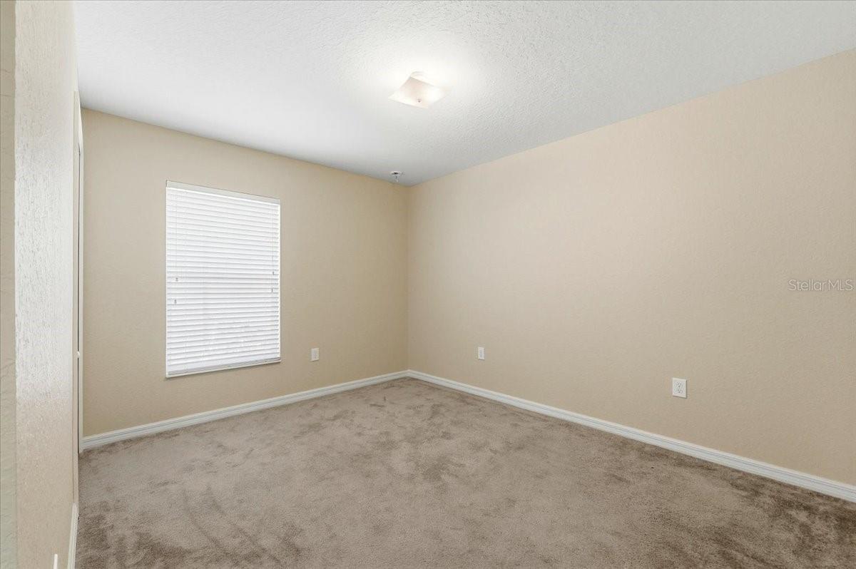 HOLLAND PARK PLACE - Residential