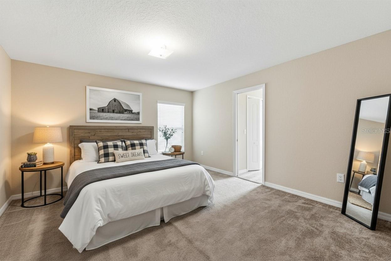 HOLLAND PARK PLACE - Residential