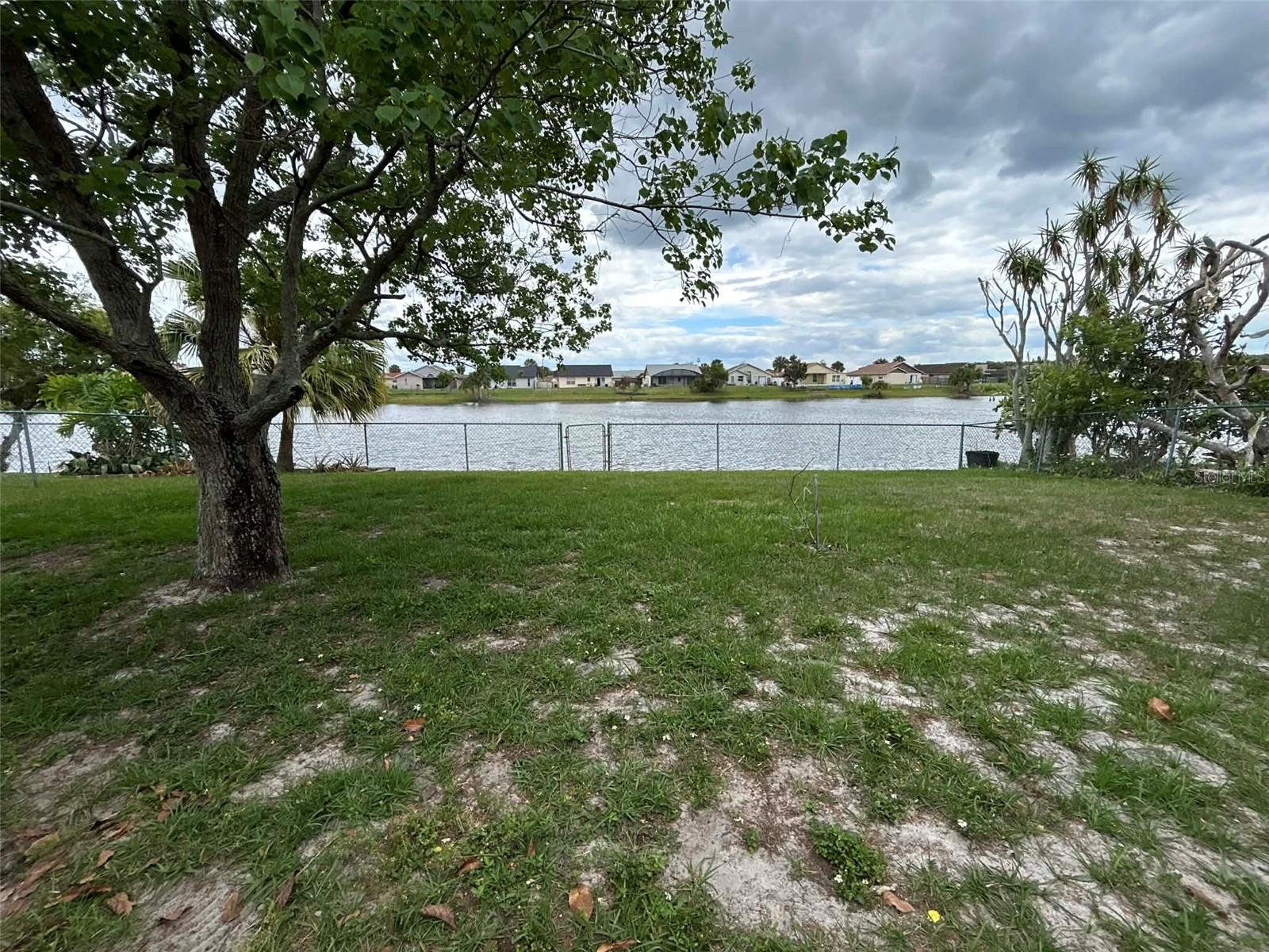 INDIAN WELLS UNIT 5 - Residential