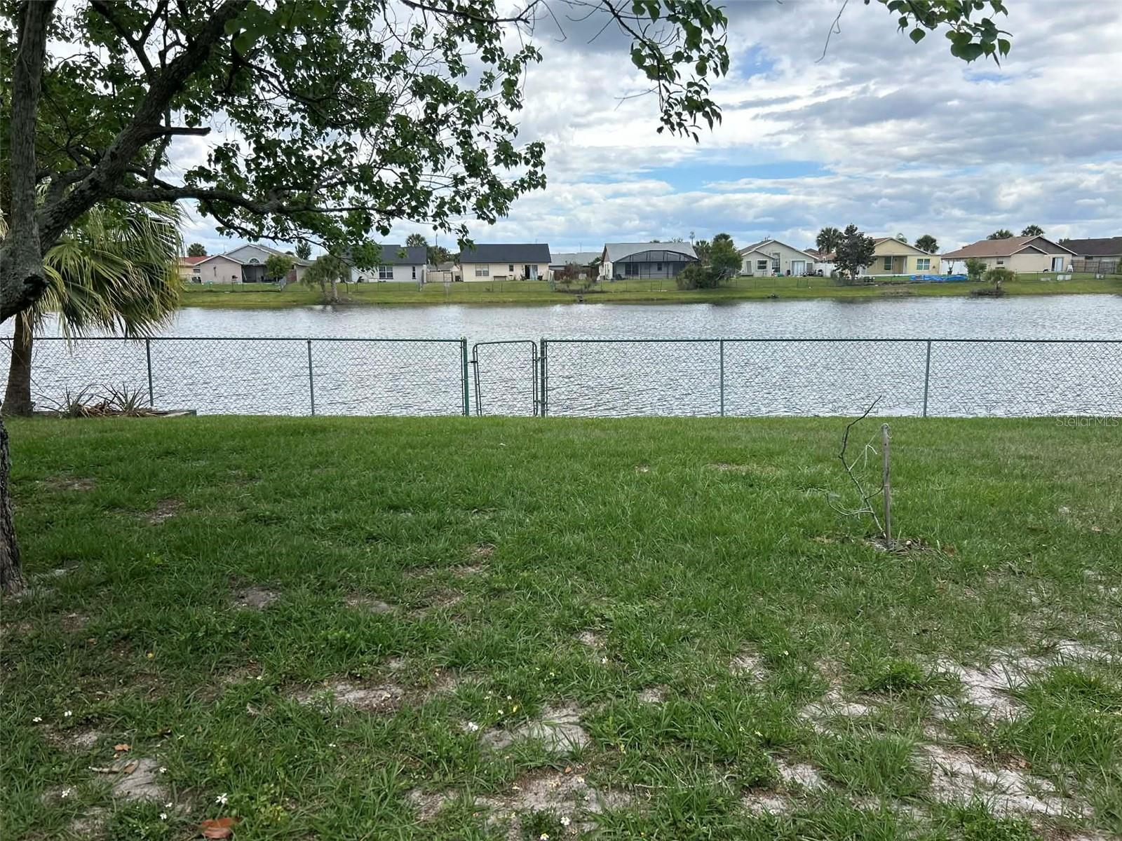 INDIAN WELLS UNIT 5 - Residential