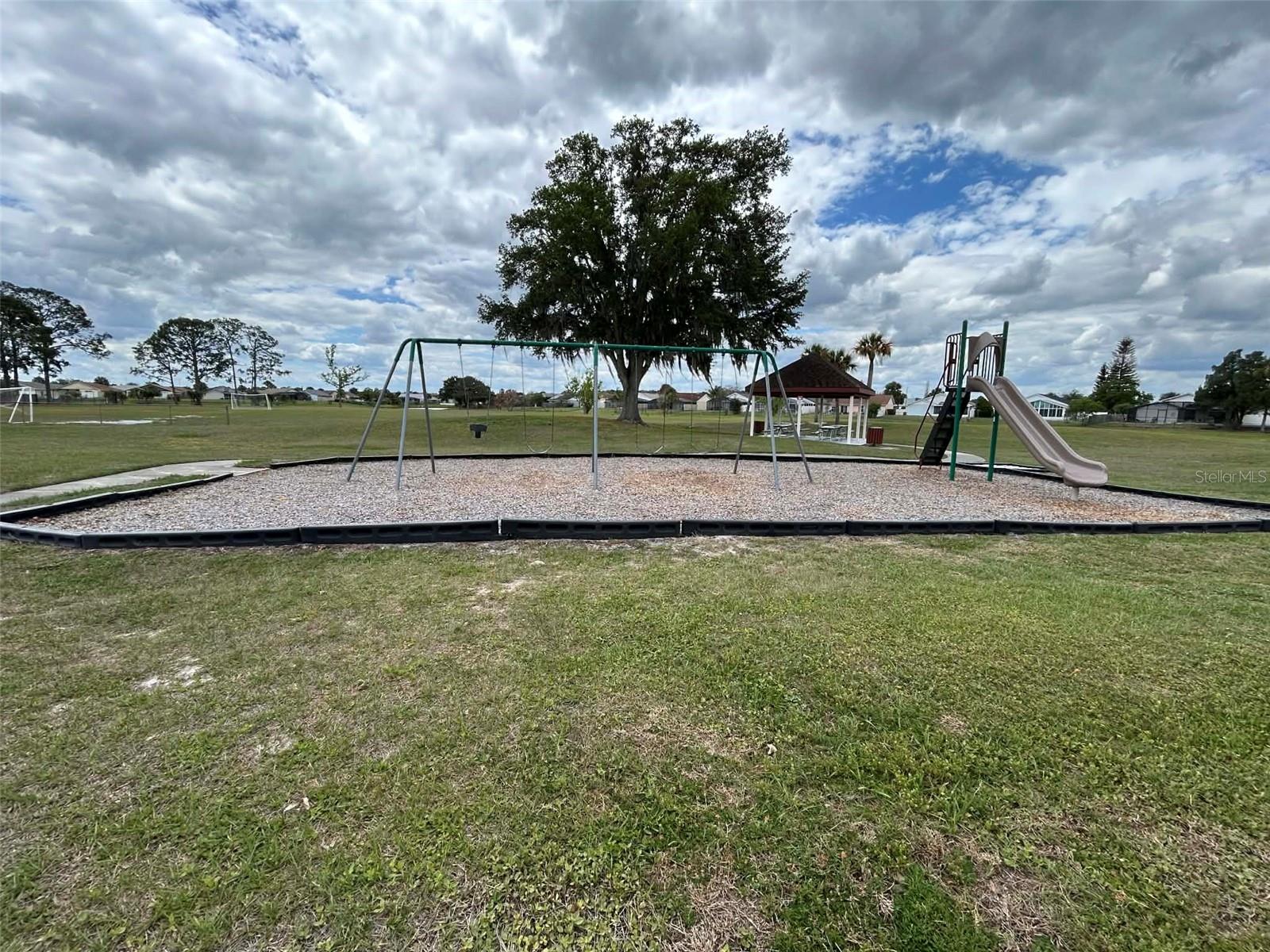 INDIAN WELLS UNIT 5 - Residential