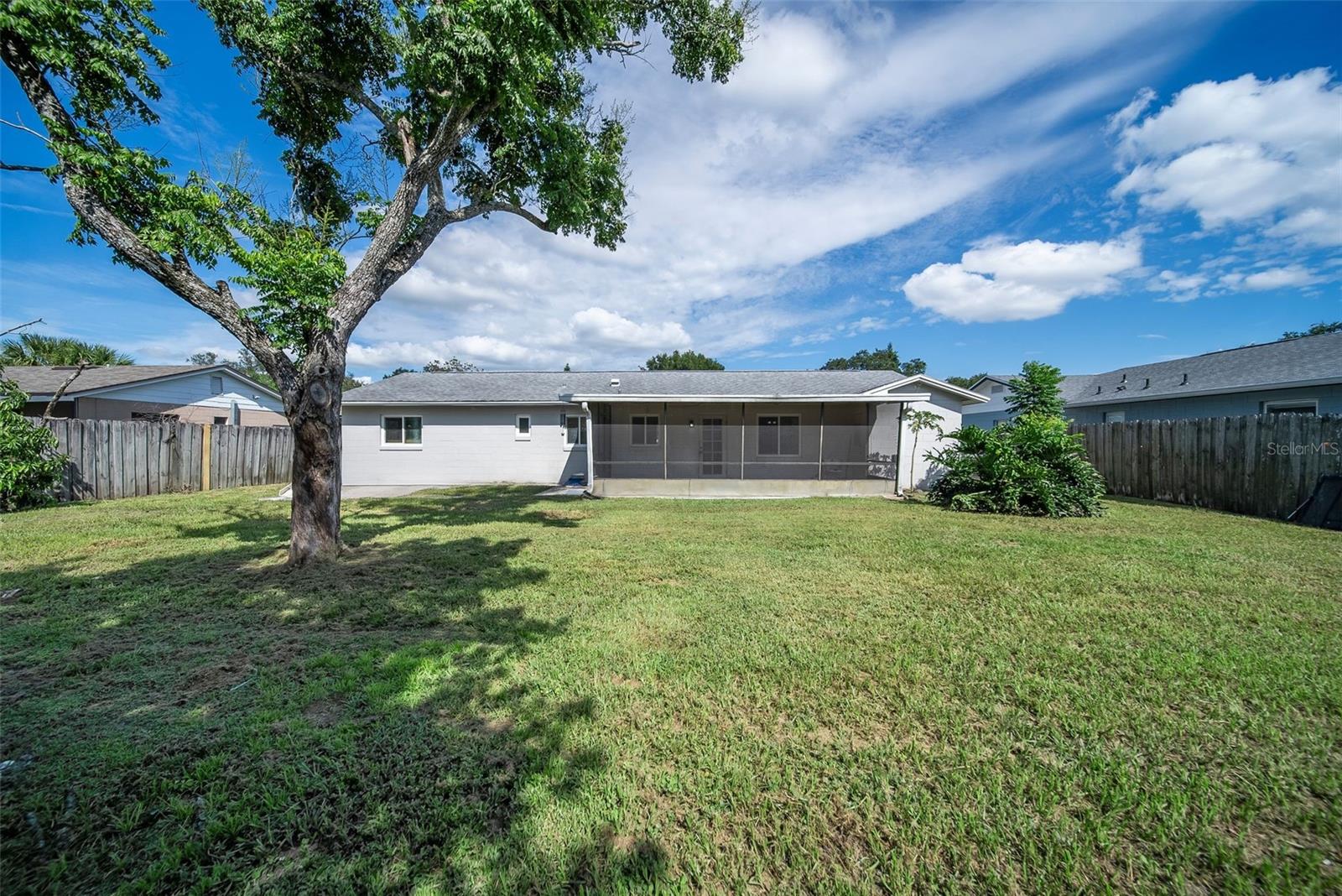 WOODCREST UNIT 01 - Residential