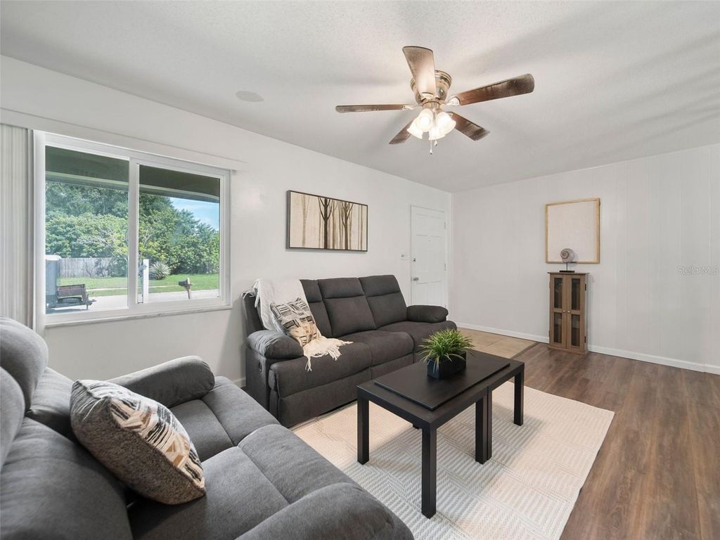 Photo of 5110 N Woodcrest Drive, Winter Park, FL 32792 (MLS # O6360236)