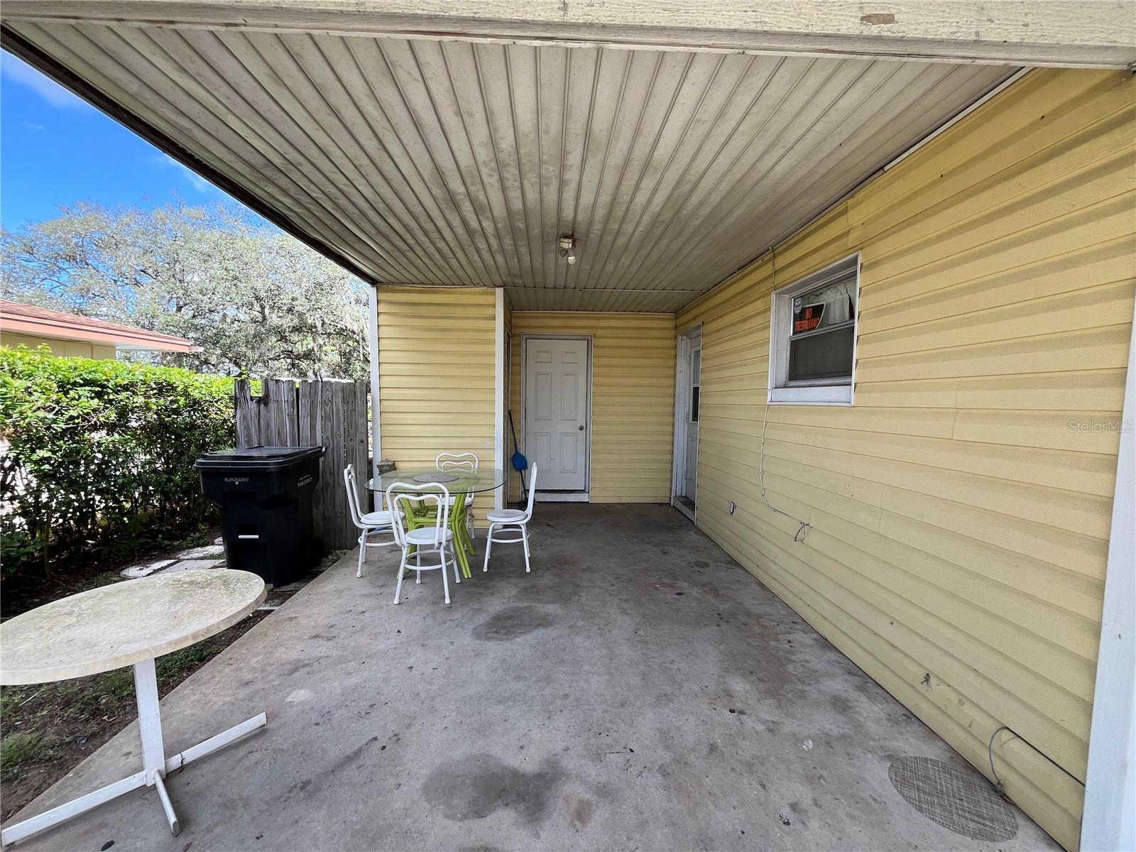 EASTWOOD PARK SUB - Residential Lease