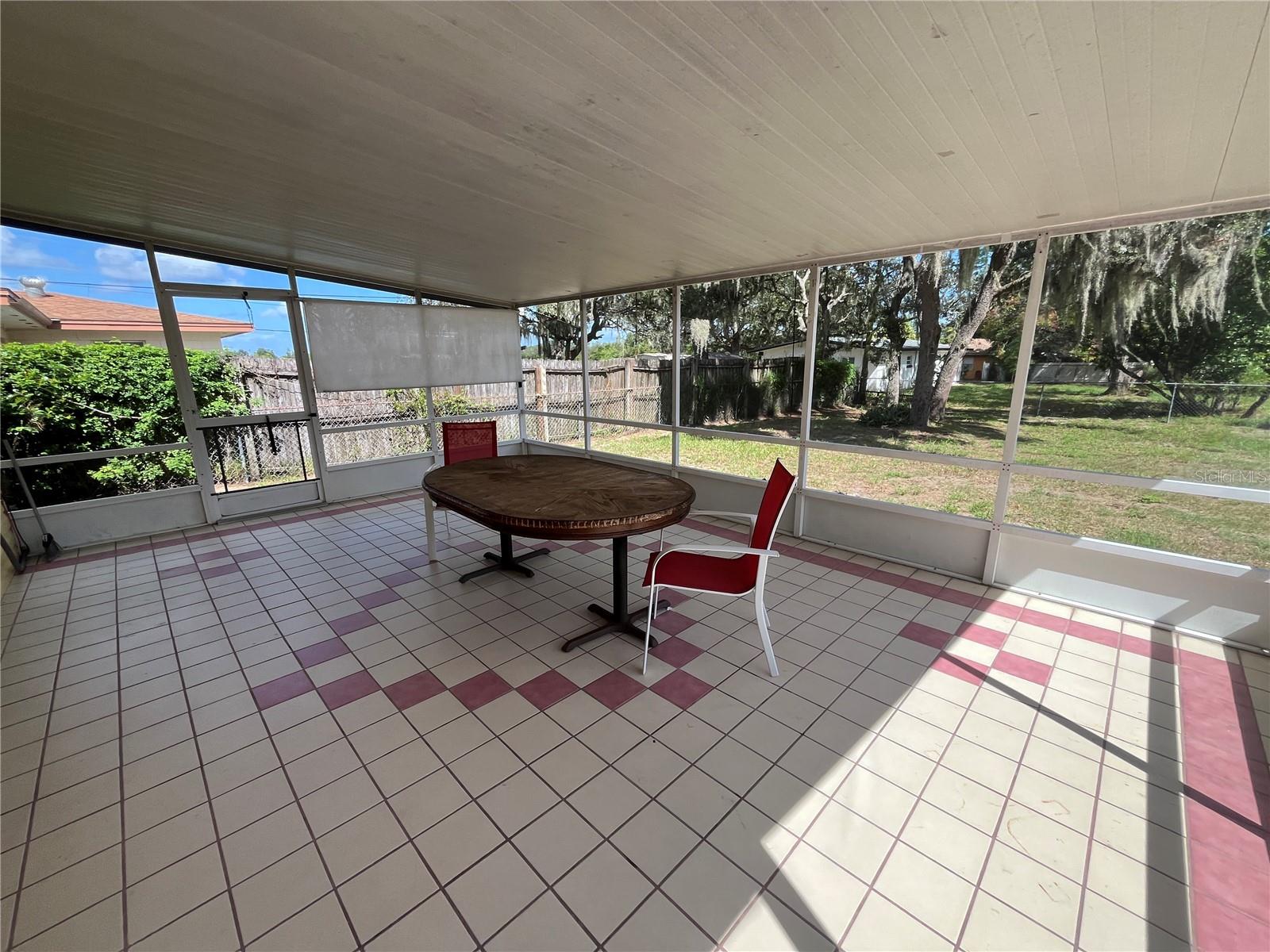 EASTWOOD PARK SUB - Residential Lease