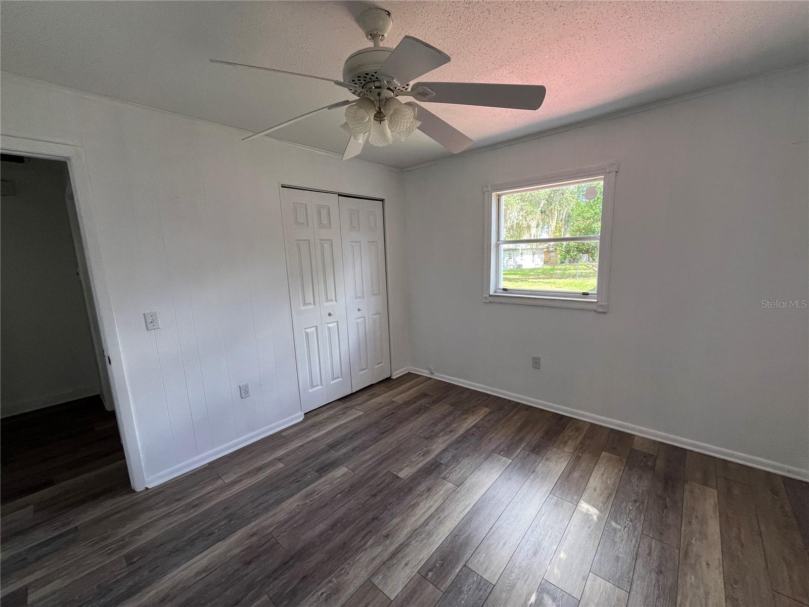 EASTWOOD PARK SUB - Residential Lease