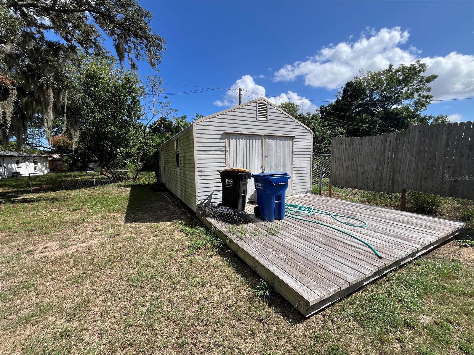 EASTWOOD PARK SUB - Residential Lease