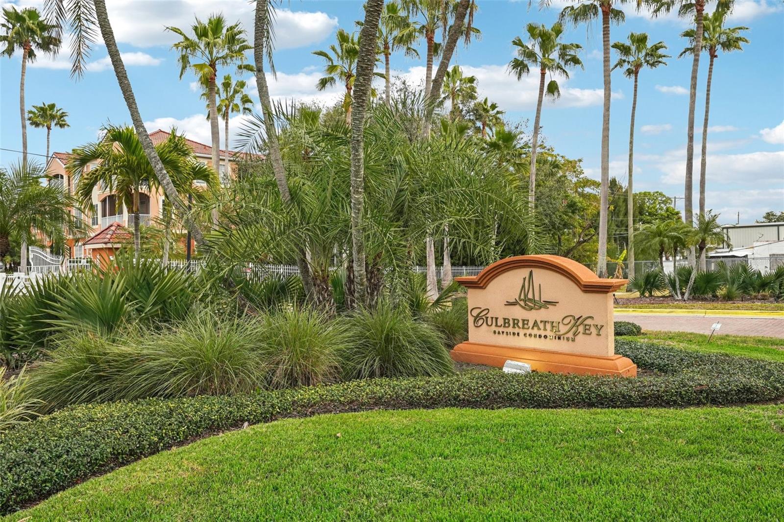 CULBREATH KEY BAYSIDE CONDOMIN - Residential