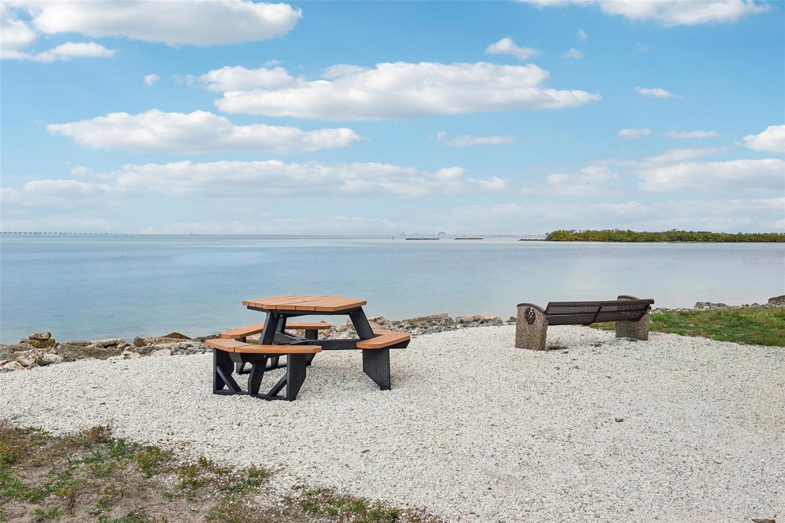 CULBREATH KEY BAYSIDE CONDOMIN - Residential