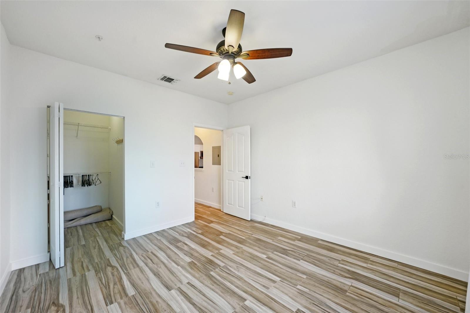 CULBREATH KEY BAYSIDE CONDOMIN - Residential