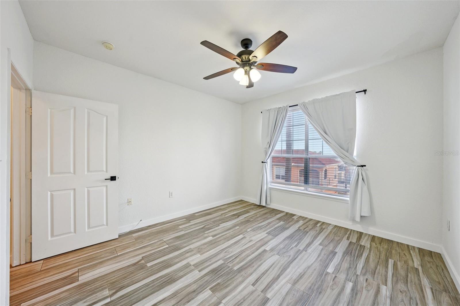 CULBREATH KEY BAYSIDE CONDOMIN - Residential