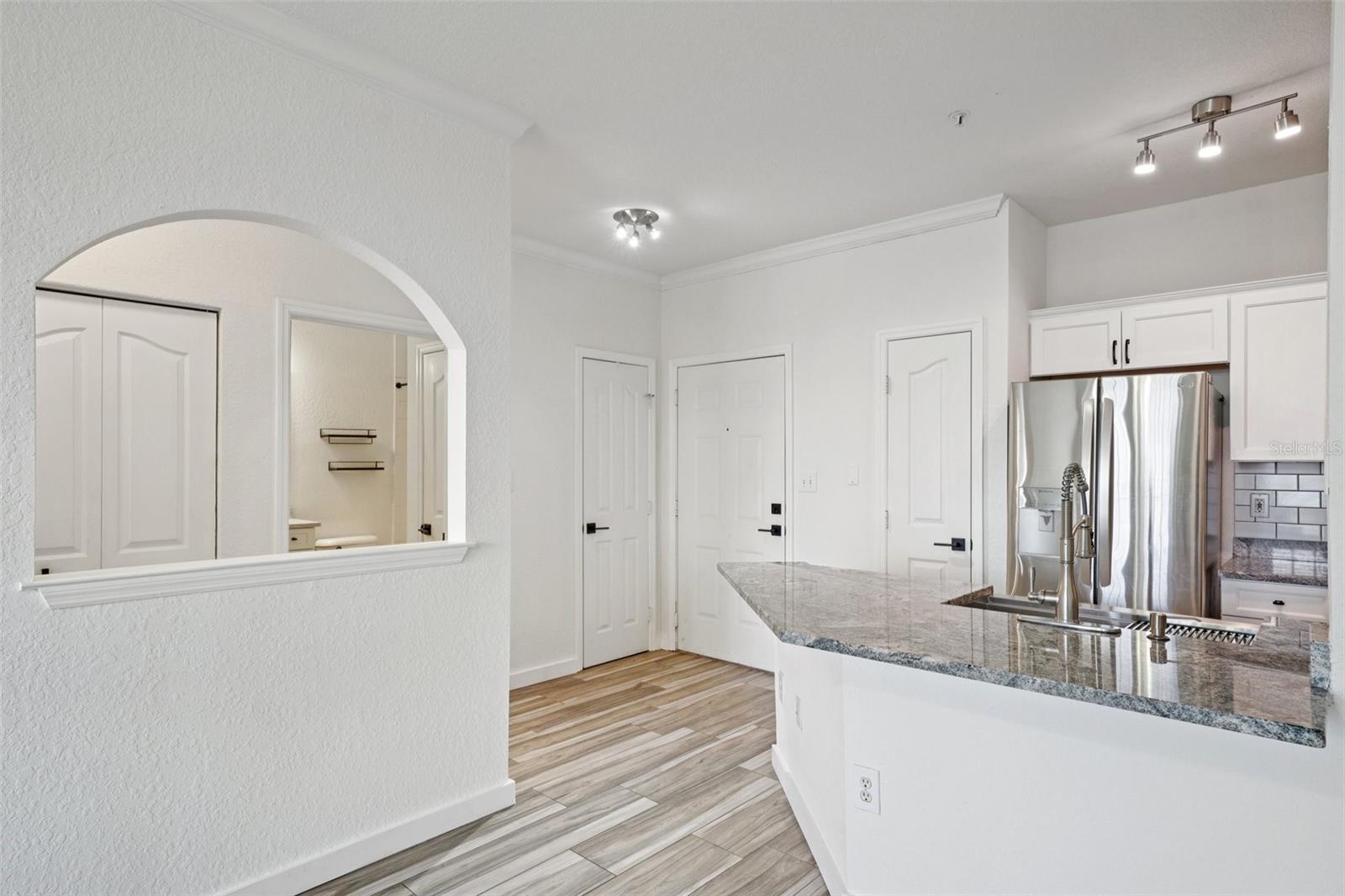 CULBREATH KEY BAYSIDE CONDOMIN - Residential