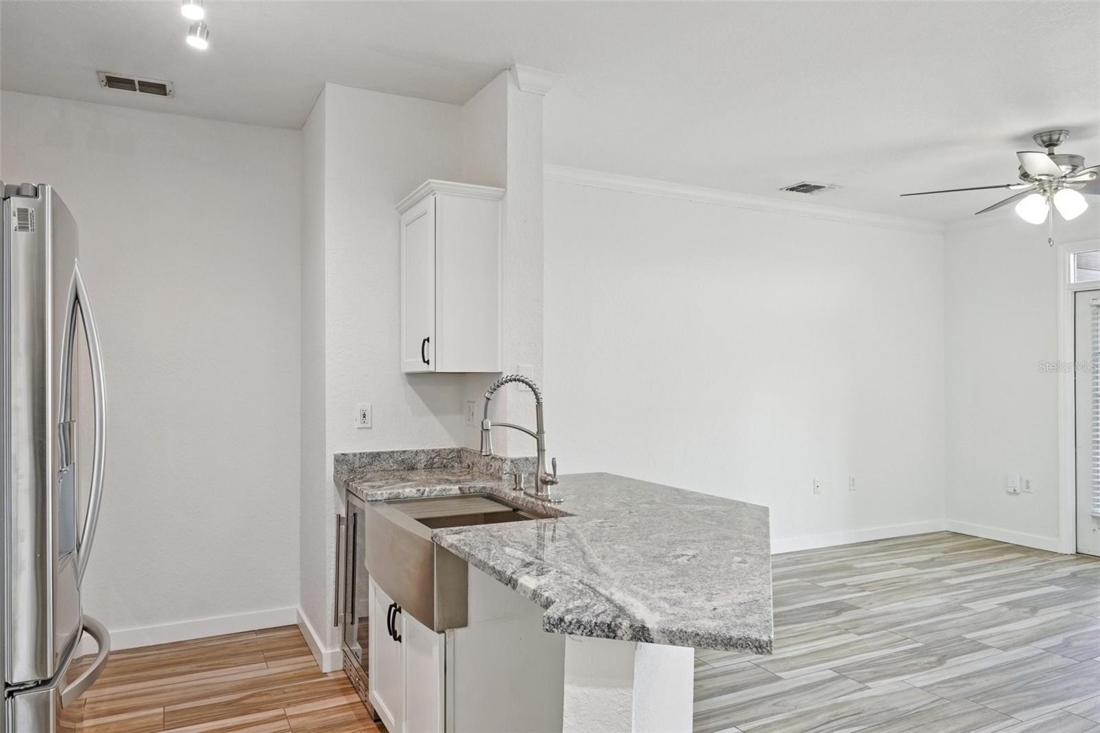 CULBREATH KEY BAYSIDE CONDOMIN - Residential