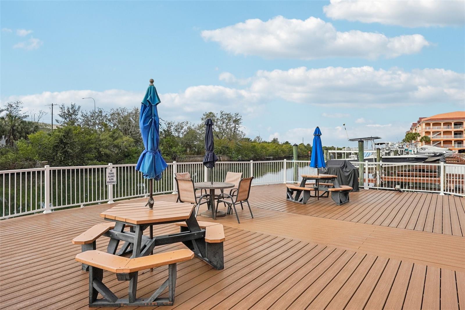 CULBREATH KEY BAYSIDE CONDOMIN - Residential