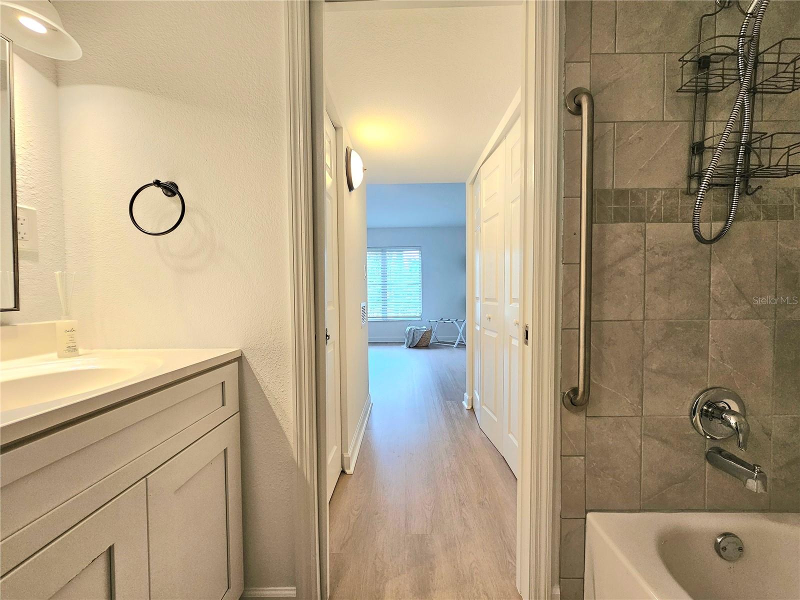 OXFORD HOUSE/PORT CHARLOTTE - Residential