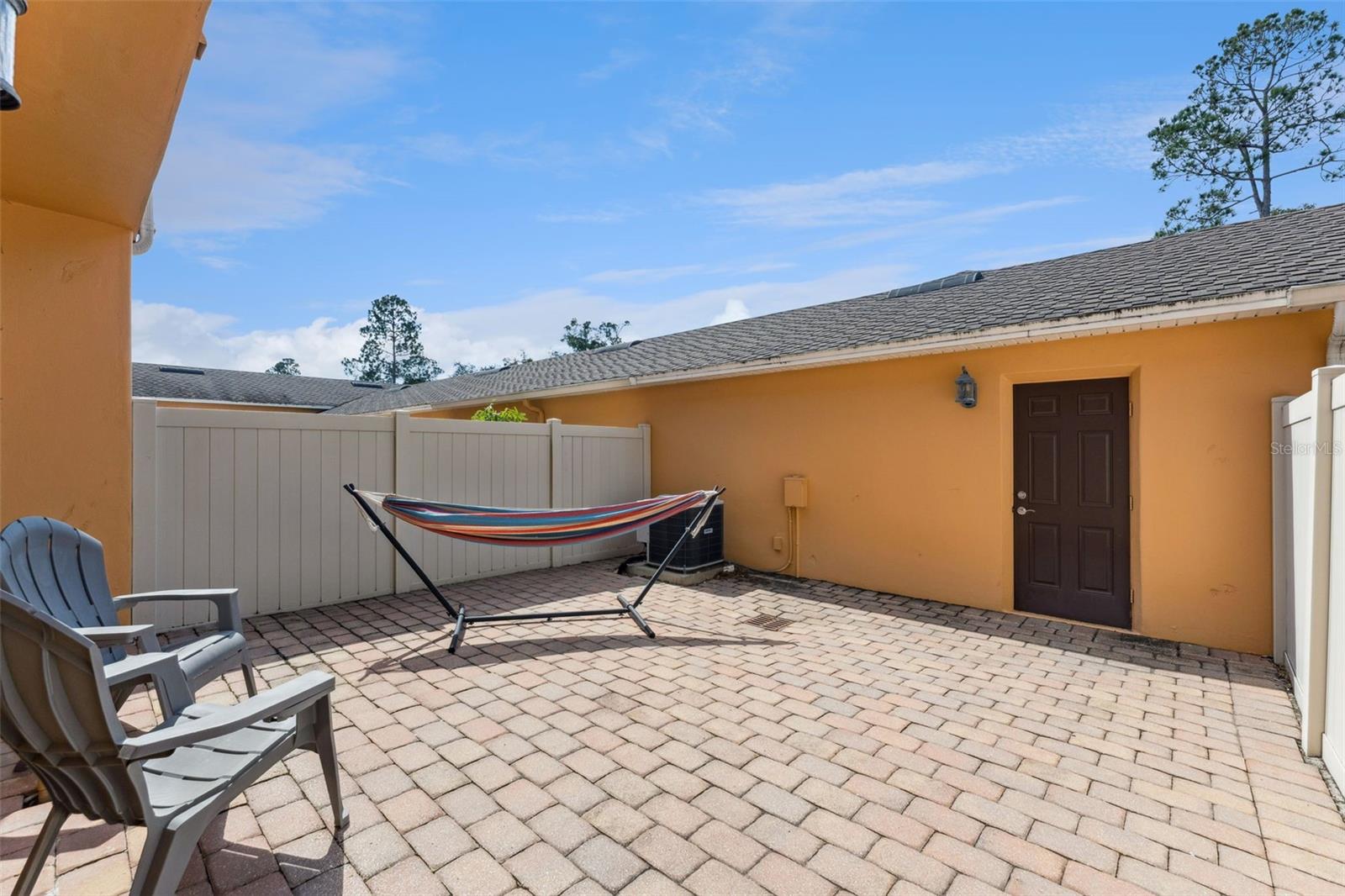 SAVANNAH PARK - Residential