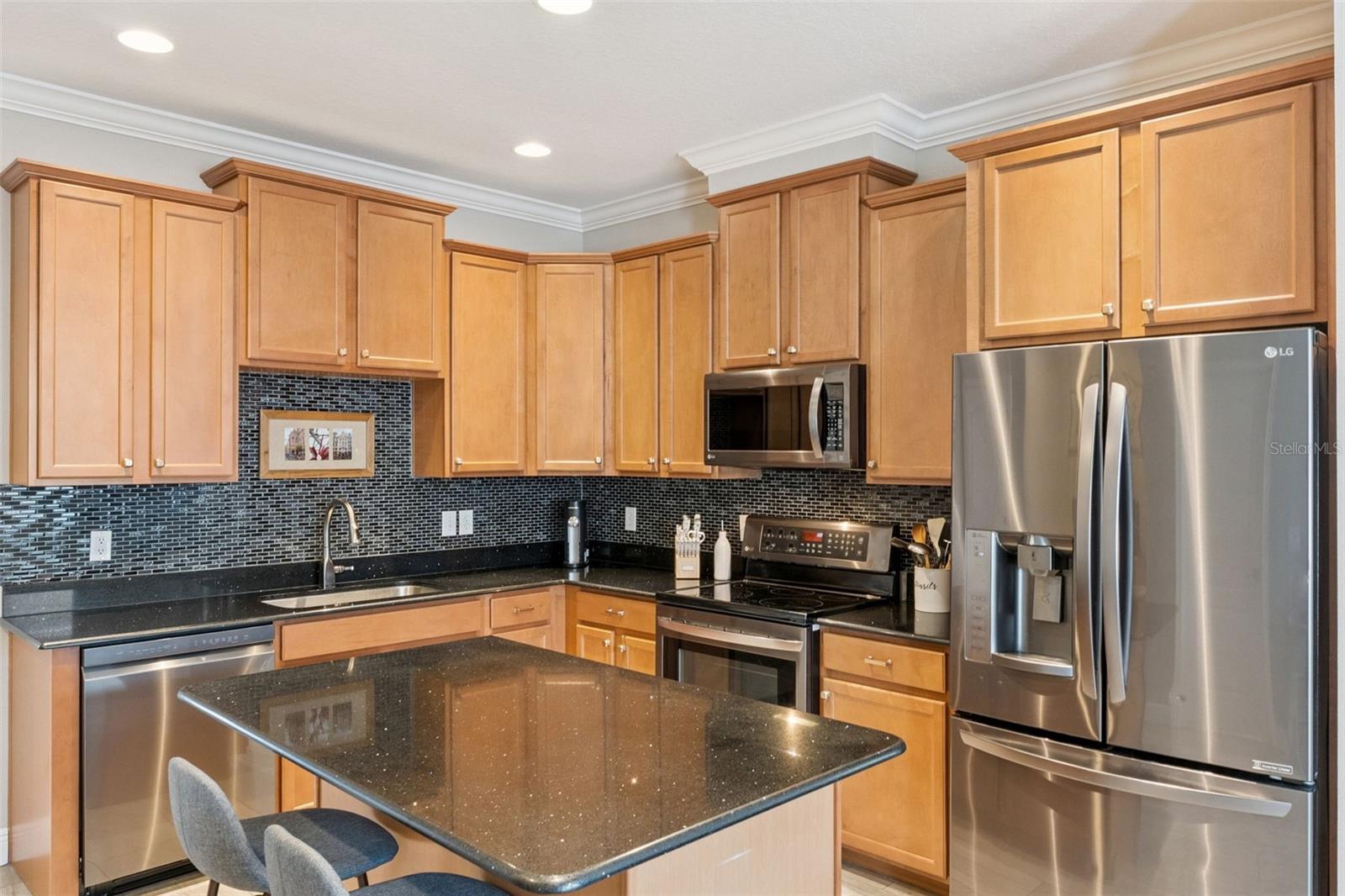 SAVANNAH PARK - Residential