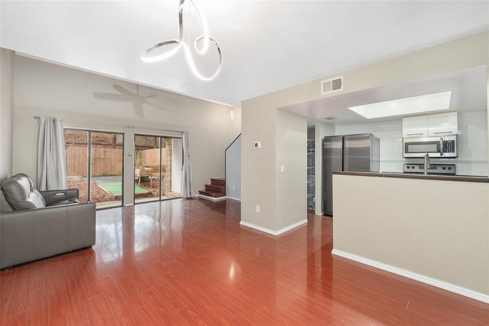 GREEN LEAF - Residential