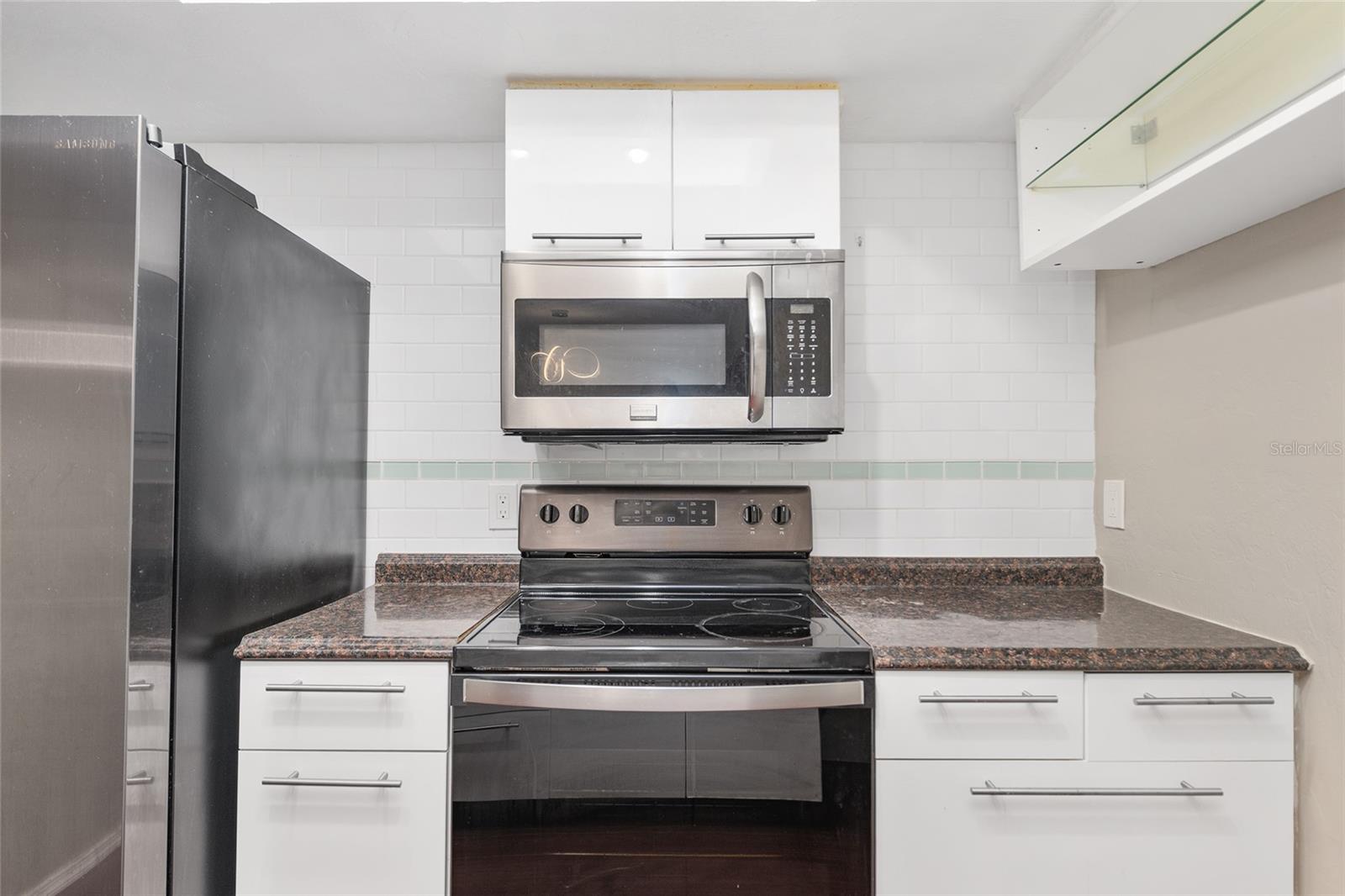 GREEN LEAF - Residential