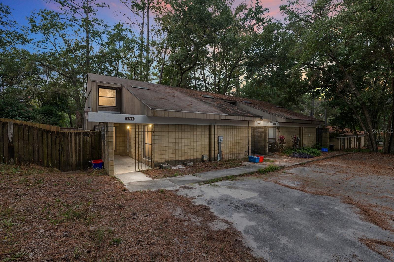 GREEN LEAF - Residential