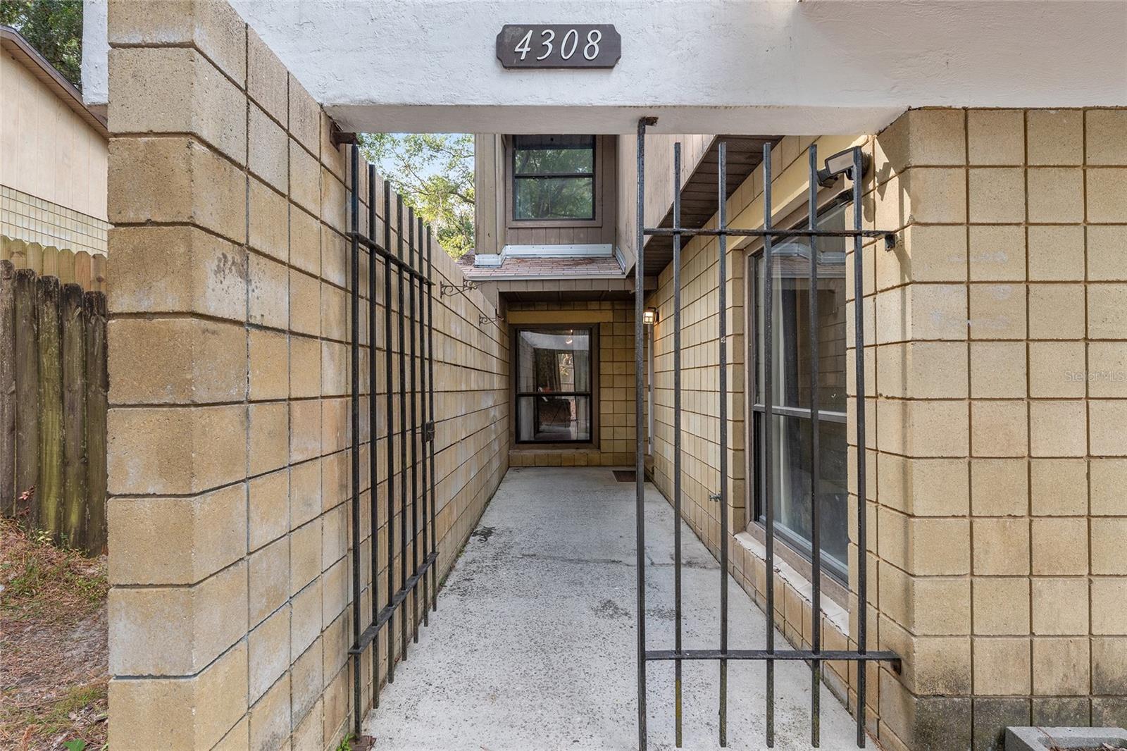 GREEN LEAF - Residential