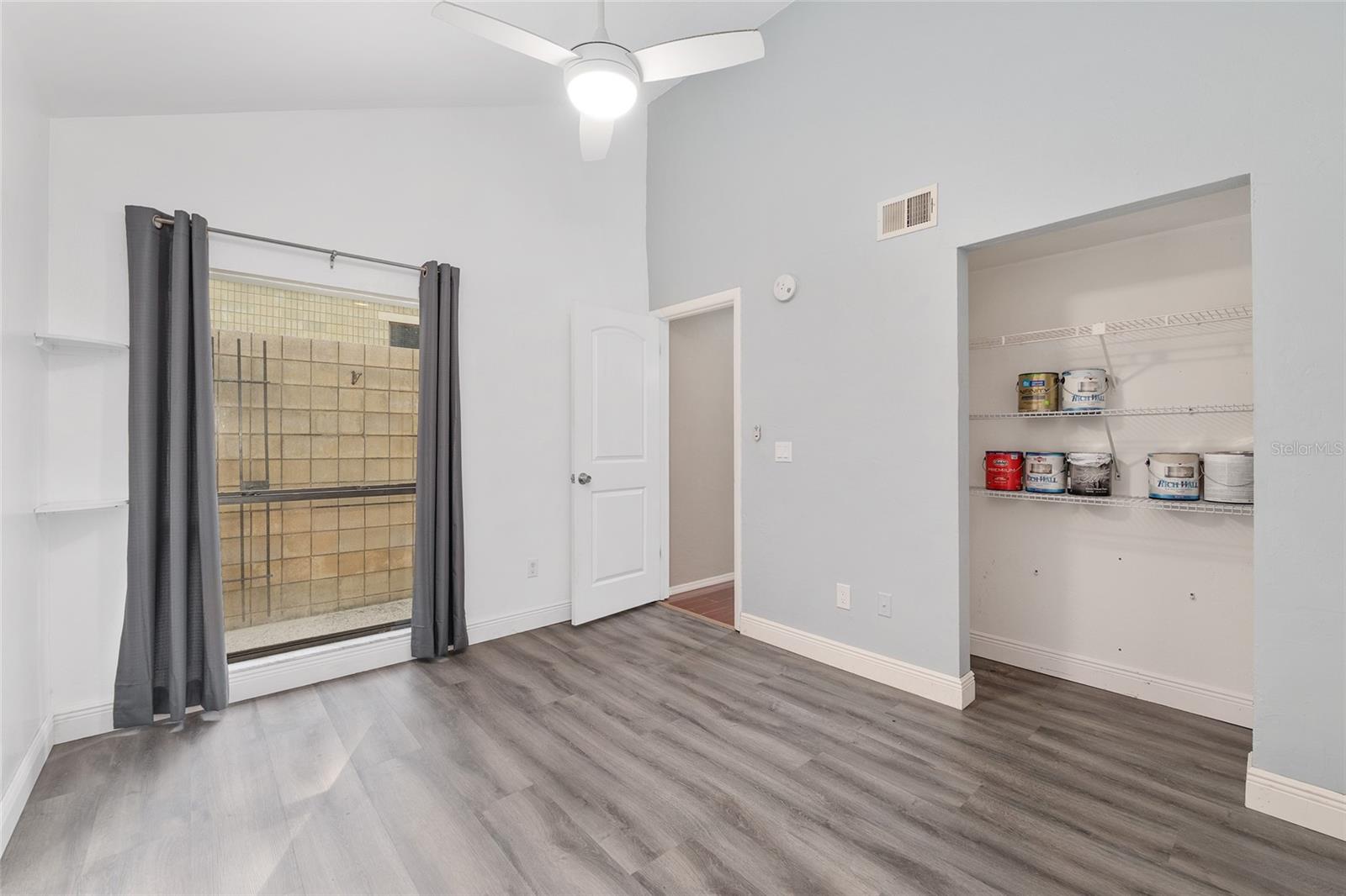 GREEN LEAF - Residential