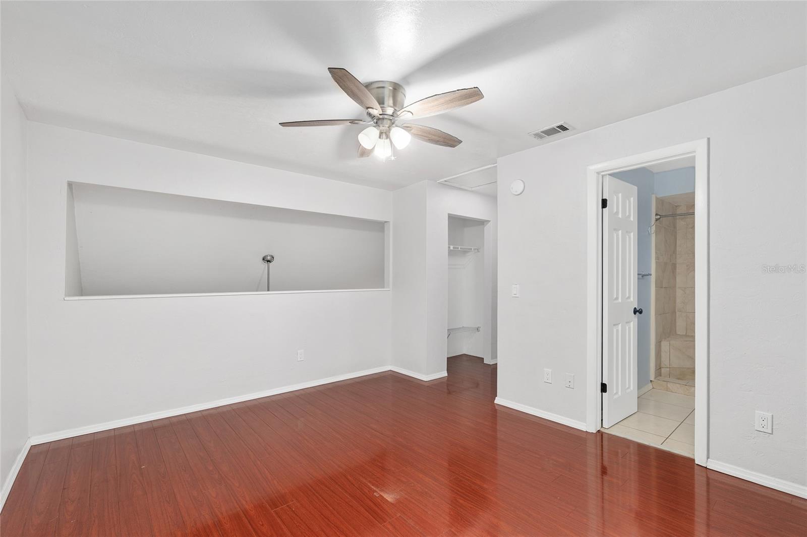 GREEN LEAF - Residential