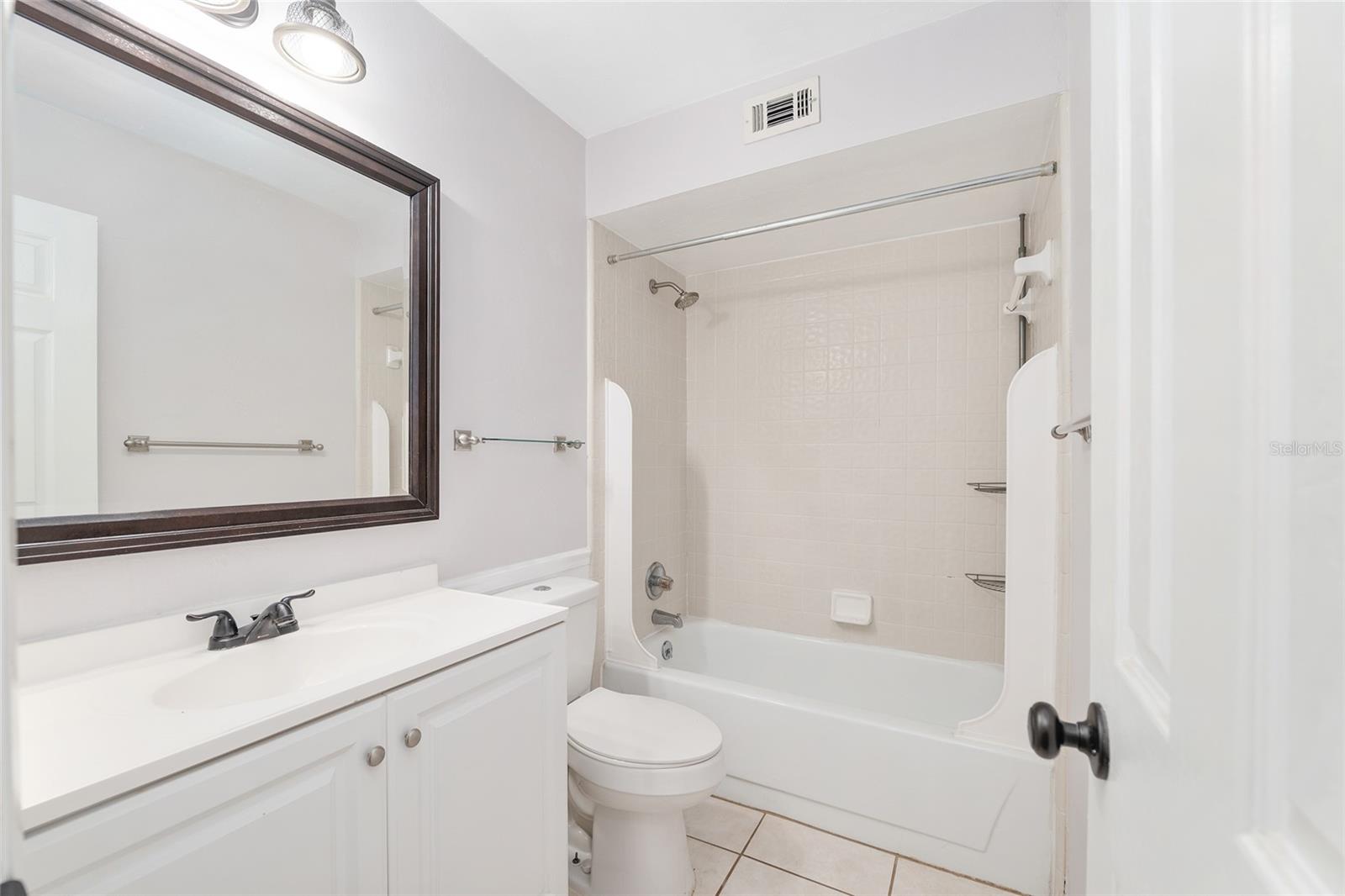 GREEN LEAF - Residential