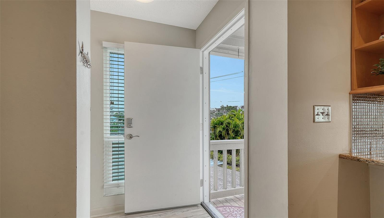 6204 MIDNIGHT PASS ROAD 205, SARASOTA, FL, 34242 2 6204 MIDNIGHT PASS ROAD 205