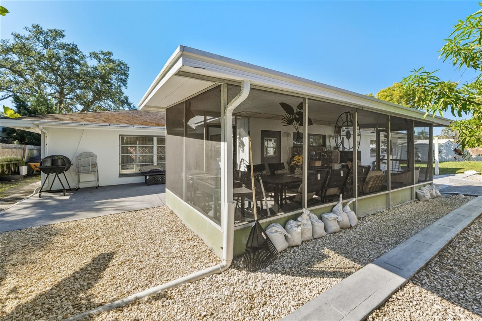 PECAN HIGHLANDS - Residential Lease