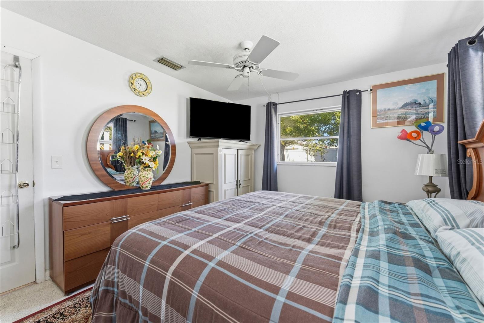 PECAN HIGHLANDS - Residential Lease
