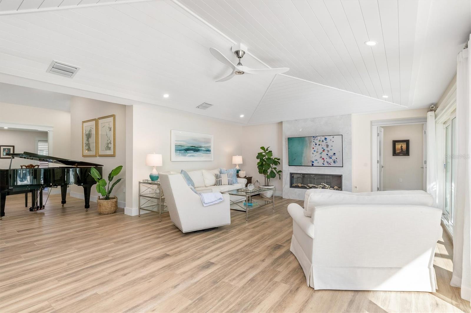 BAY VIEW ACRES - Residential