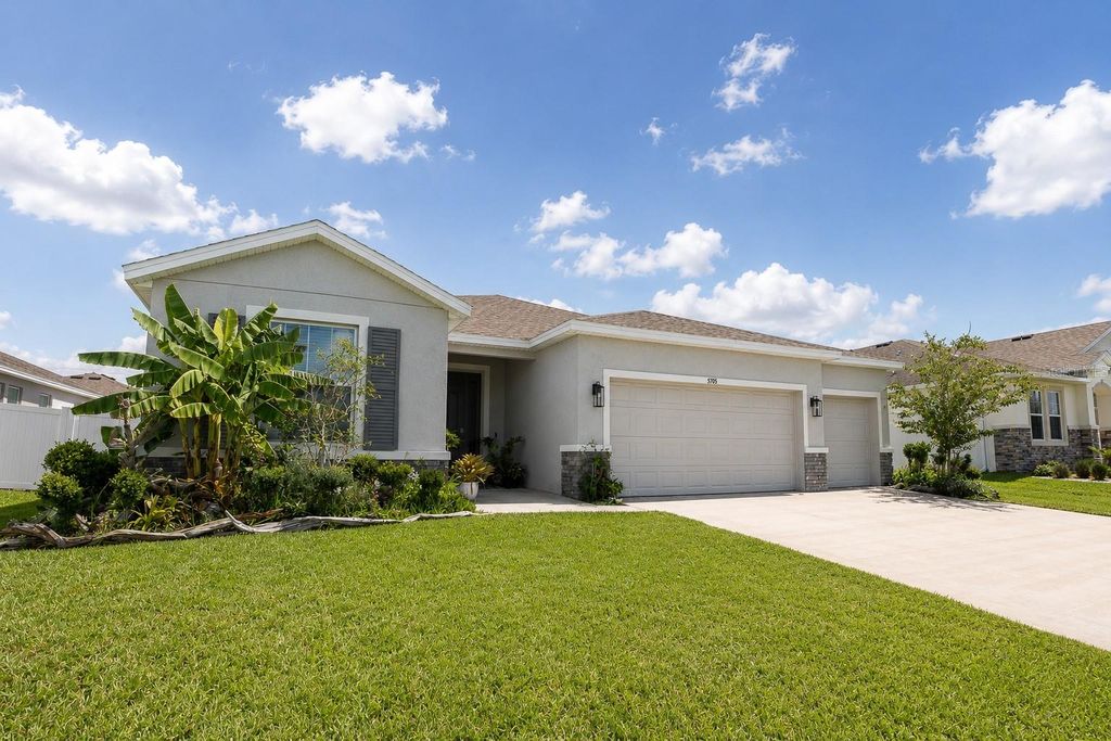 Photo of 5795 SW 80th Lane, Ocala, FL 34476 (MLS # O6419104)